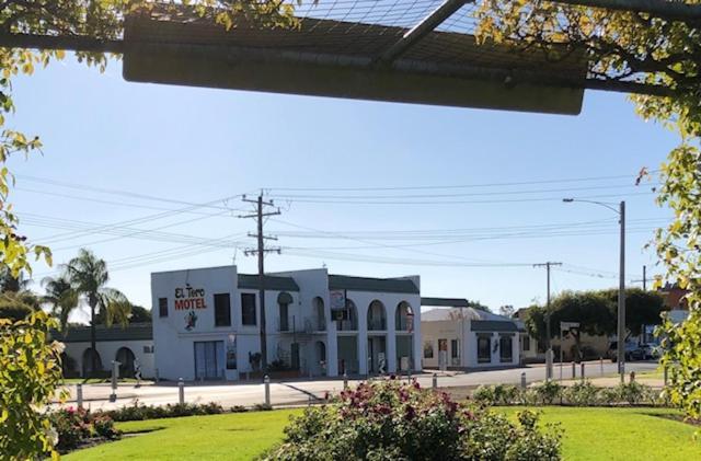 El Toro Motel Numurkah Eksteriør billede